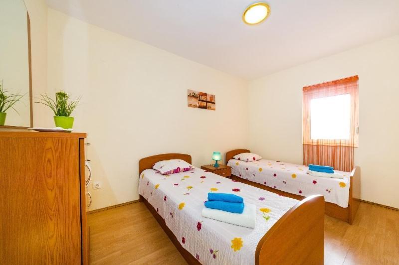 Apartment Nin - Vrsi At The Beach Zewnętrze zdjęcie